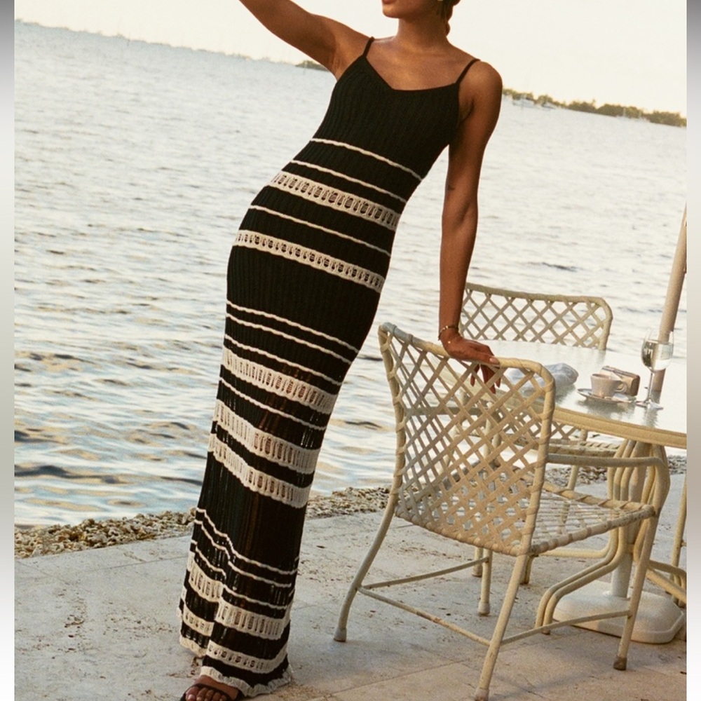 Abercrombie & Fitch Black and White Sheath Maxi Dress